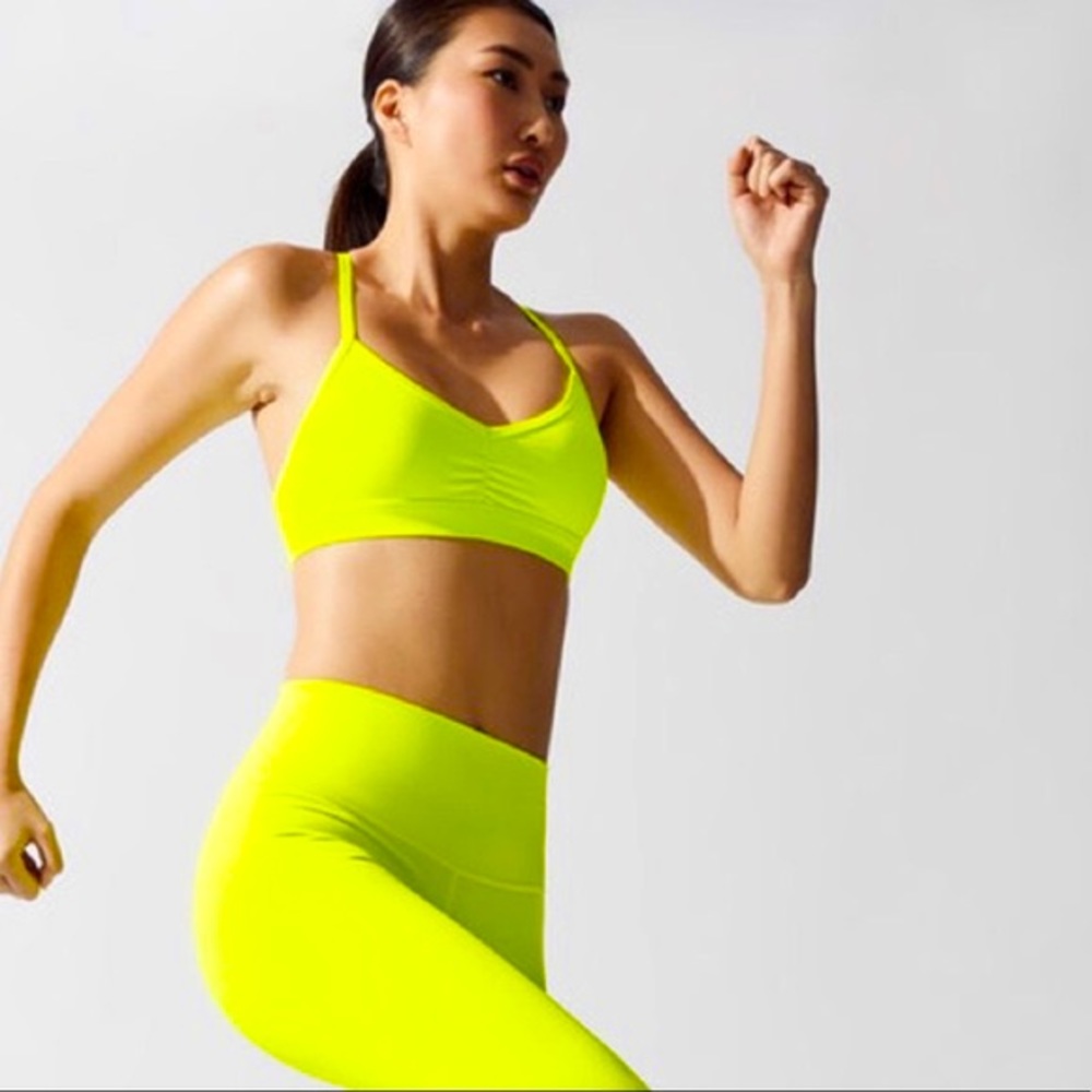 Alo Yoga Neon Yellow Capri Leggings